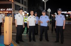 <b>安康市公安局高新公安分局：强势开展夏夜治安巡查宣防统一行动</b>