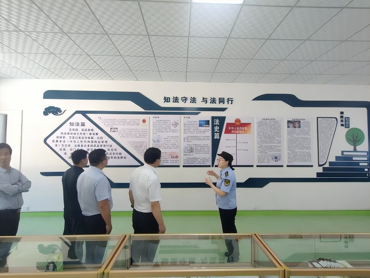 <b>商洛市司法局赴安康市石泉县考察学习法治宣传阵地建设工作 </b>