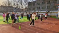 <b>灞桥区热电小学举办教职工趣味体育活动庆祝“三八”妇女节</b>