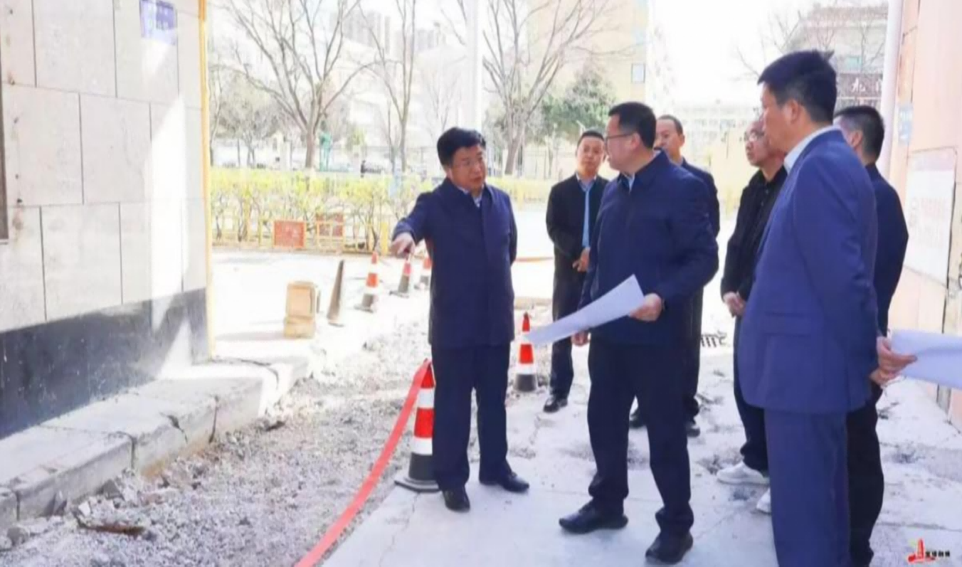 <b>延安市委常委王明智深入调研生态环境保护工作</b>