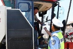 <b>保障“三夏”生产 河北交警公布各地服务保障电话</b>