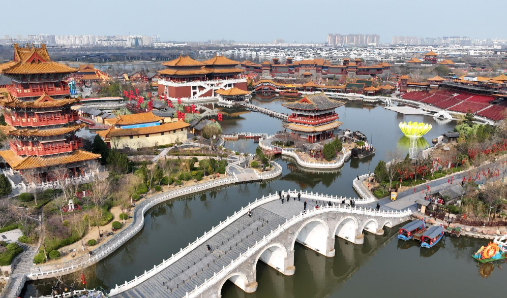 <b>河南：“演艺+科技+体验”融合，八朝古都开封构建景城一体文旅新景观</b>