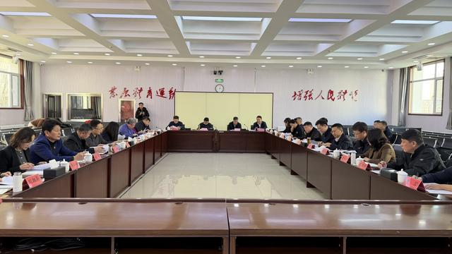 <b>内蒙古加速建设三级足球青训中心 年内完成16个中心建设</b>