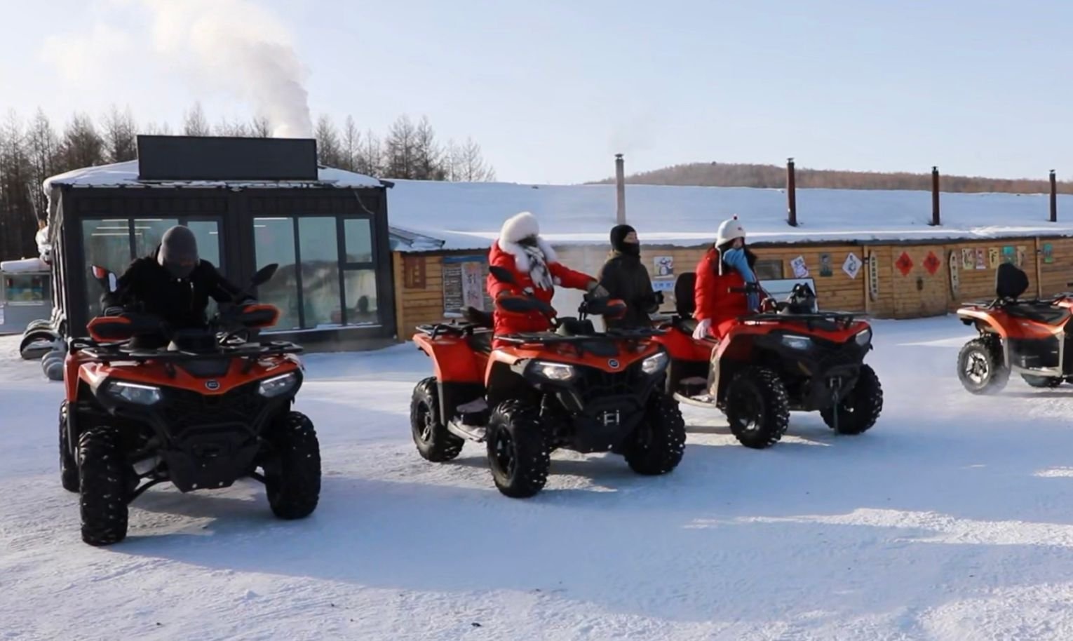 <b>内蒙古东部盟市深挖冰雪潜力 以赛事与旅游推动冬季经济升温</b>
