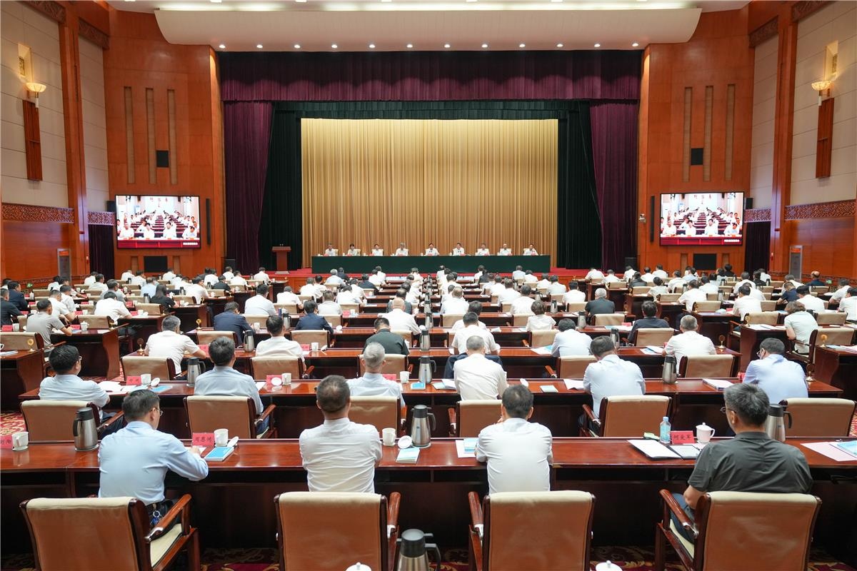 <b>内蒙古构建“1+14”服务业政策体系 从三方面精准发力促发展</b>