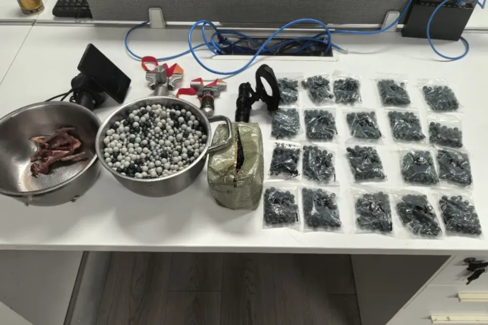 <b>直播猎鸟引流售卖弹弓 浙江两名主播因非法狩猎被采取刑事强制措施</b>